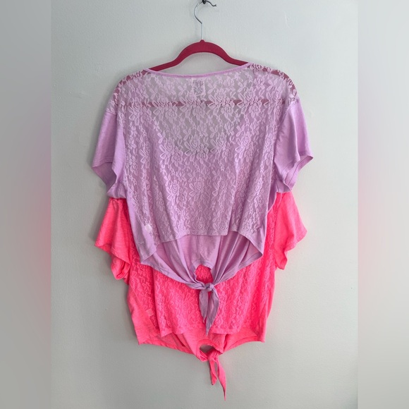 VICTORIA’S SECRET Bundle Of Two Lace Cropped T-Shirts - Picture 2 of 3